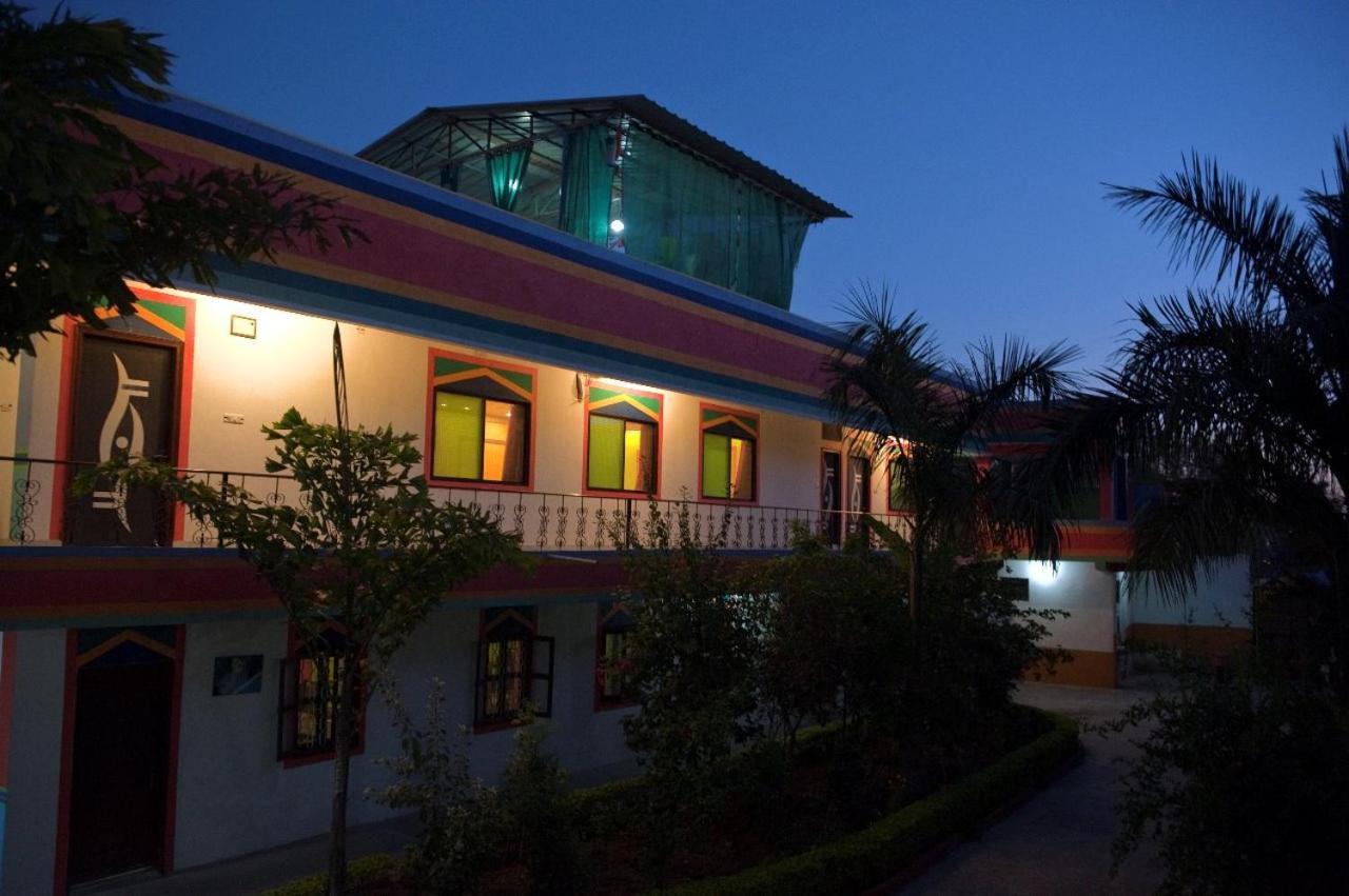 Hotel Harmony Khajuraho Luaran gambar