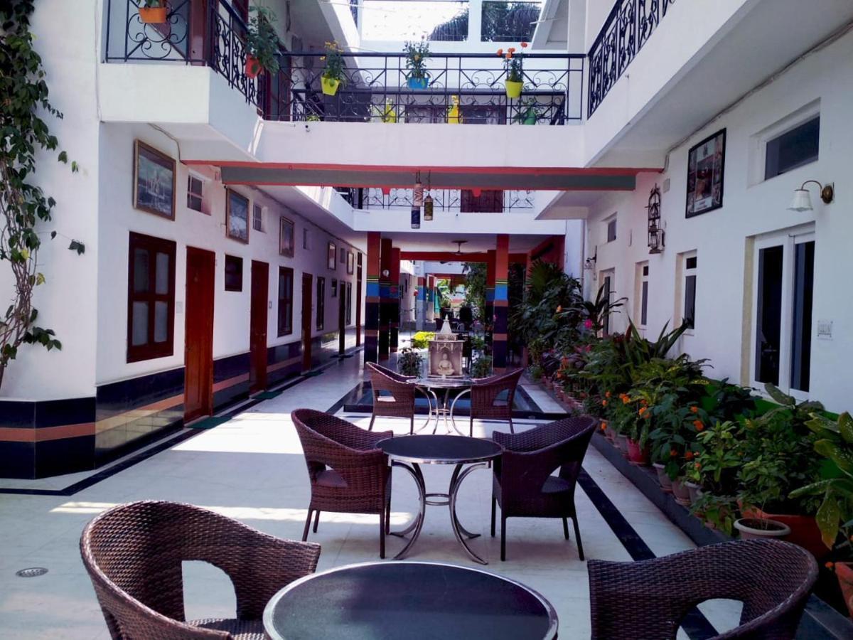 Hotel Harmony Khajuraho Luaran gambar