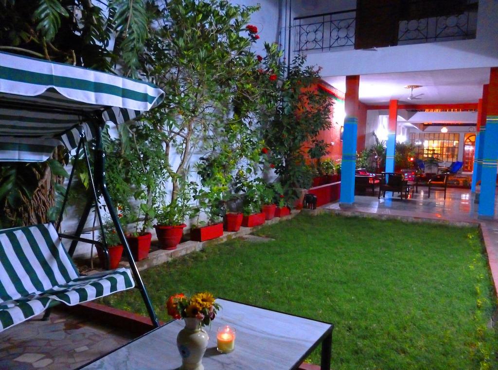 Hotel Harmony Khajuraho Luaran gambar