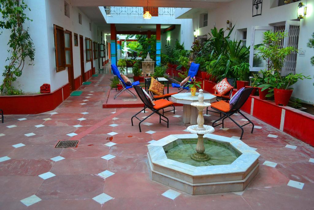 Hotel Harmony Khajuraho Luaran gambar