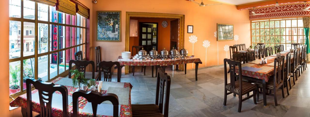 Hotel Harmony Khajuraho Luaran gambar